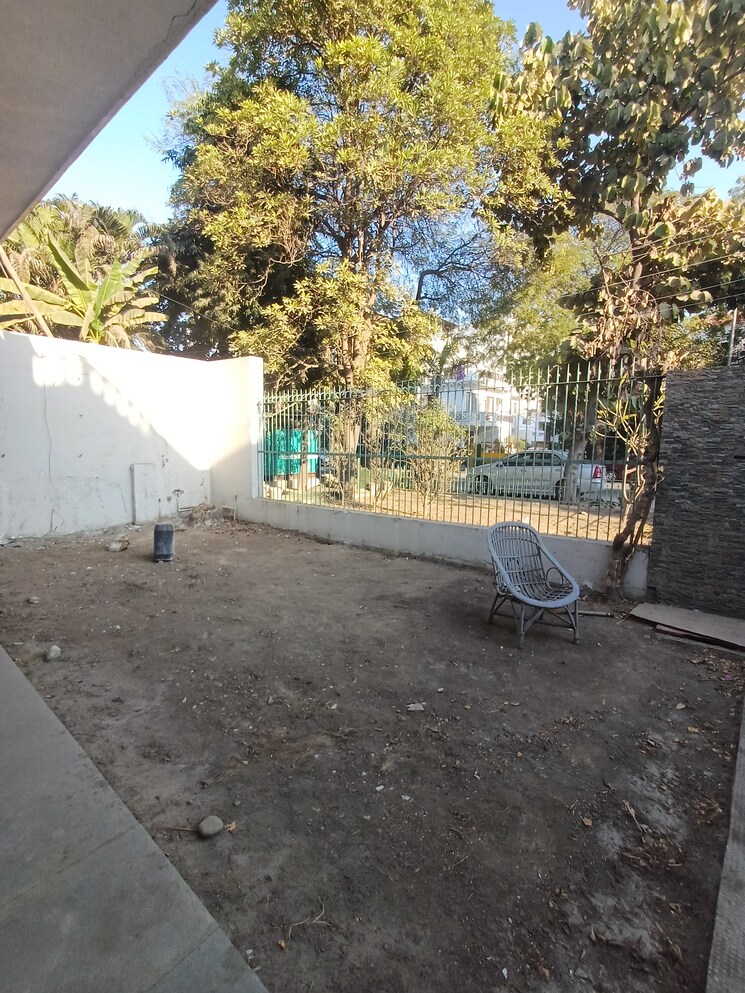 Balcony, sector 82 4 Bedroom 3500 Sq.Ft. Independent House In Sector 82 Noida 7960230