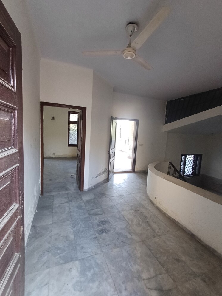 undefined, sector 82 4 Bedroom 3500 Sq.Ft. Independent House In Sector 82 Noida 7960230