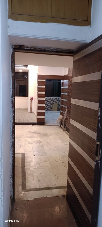 Staircase in 3 BHK Apartment at Parsvnath Edens, Alpha Ii Greater Noida – for Sale