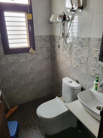 Bathroom in 3 BHK Builder Floor at Cosmos Floors, Sector 52 – for Rent