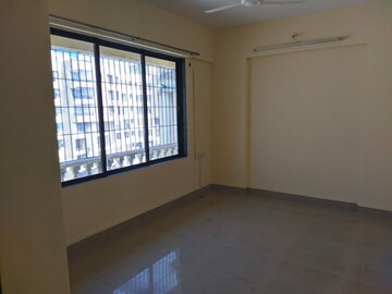 Room in 3 BHK Apartment at Shiv Om CHS, Chandivali – for Rent