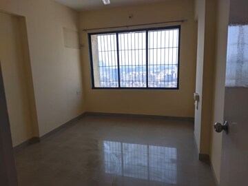 Room in 3 BHK Apartment at Shiv Om CHS, Chandivali – for Rent