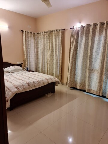 Bedroom in 6 BHK Independent House at Hrbr Layout – for Sale
