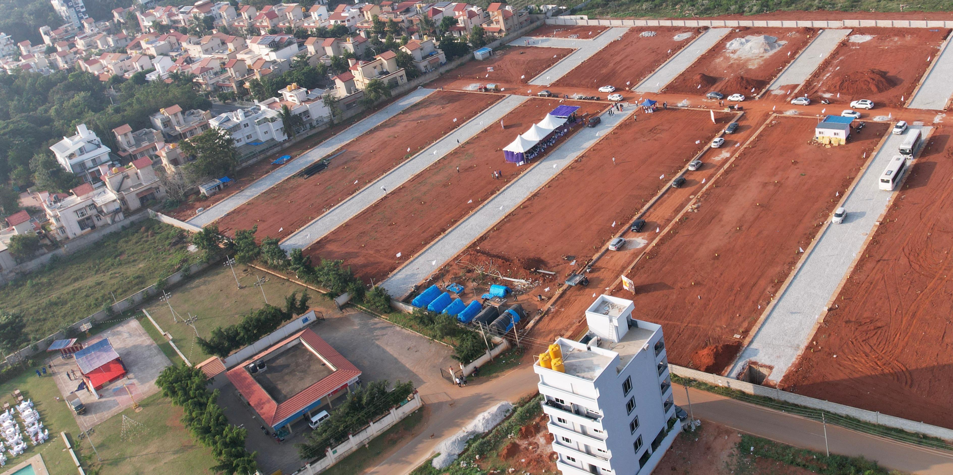 Plot For Sale in Virtue Sai Prakruthi Niva