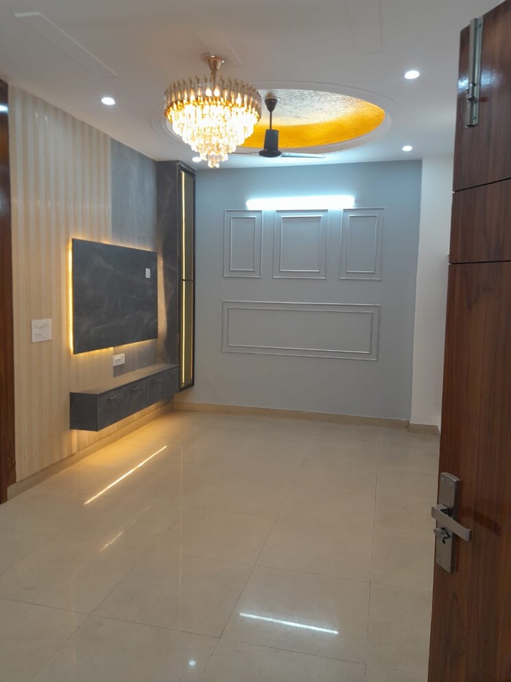 Room, a-and-m-shakti-plaza 3 Bedroom 1000 Sq.Ft. Builder Floor In Shakti Khand Iii Ghaziabad 7960286