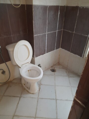 Master Bedroom in 2 BHK Apartment at Supertech 34 Pavilion, Sector 34 – for Rent