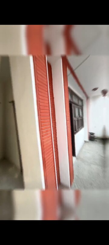Building Lobby in 1 RK Builder Floor at New Ashok Nagar – for Rent