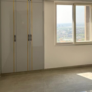Room in 2 BHK Apartment at ACE Parkway, Sector 150 – for Rent
