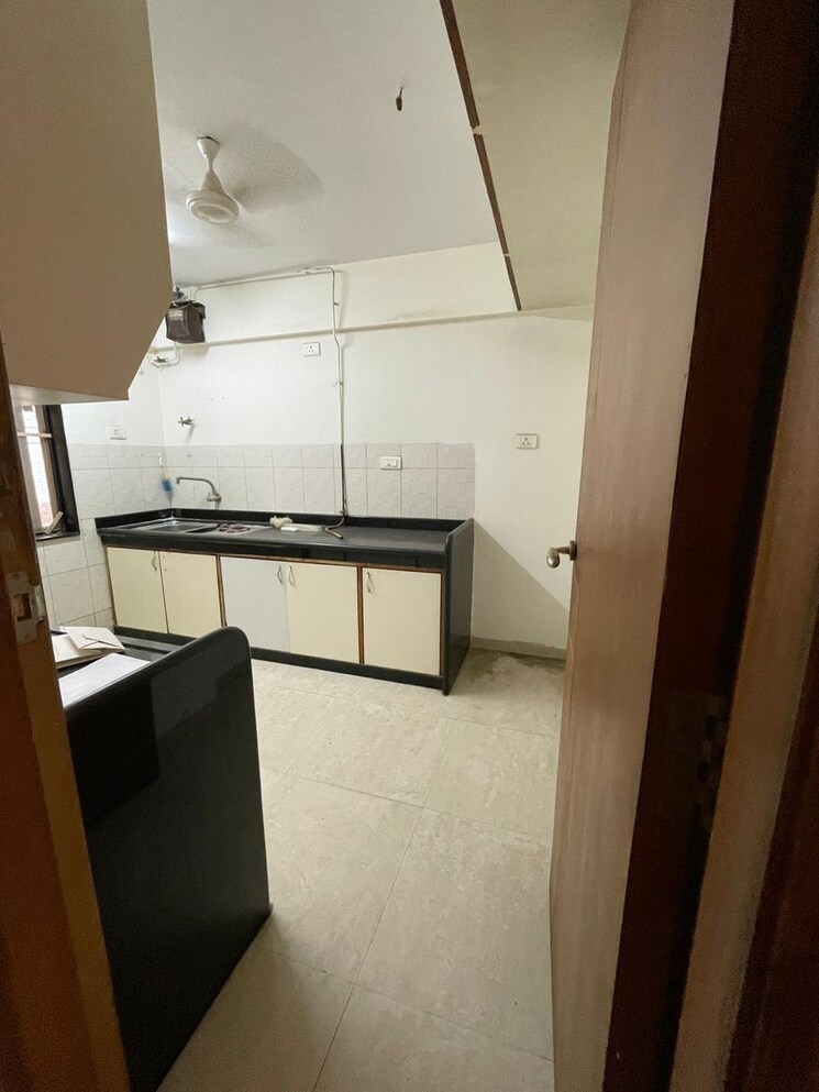 Kitchen, west-end 2 Bedroom 950 Sq.Ft. Apartment In Chandivali Mumbai 7960436