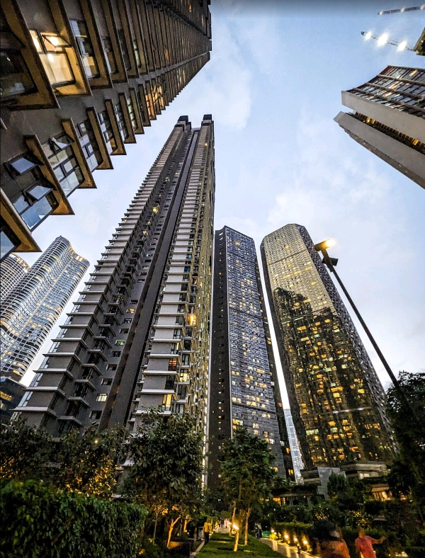 3 BHK + Servant Room Apartment For Sale in Lodha Allura