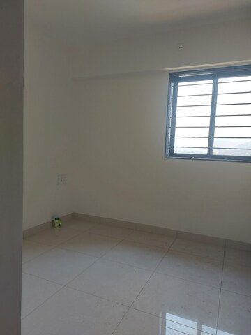 Bedroom in 2.5 BHK Apartment at Nanded Kalashree, State Bank Nagar – for Rent