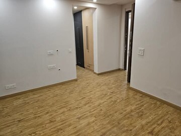 Room in 2 BHK Apartment at M3M Antalya Hills, Sector 79 – for Sale