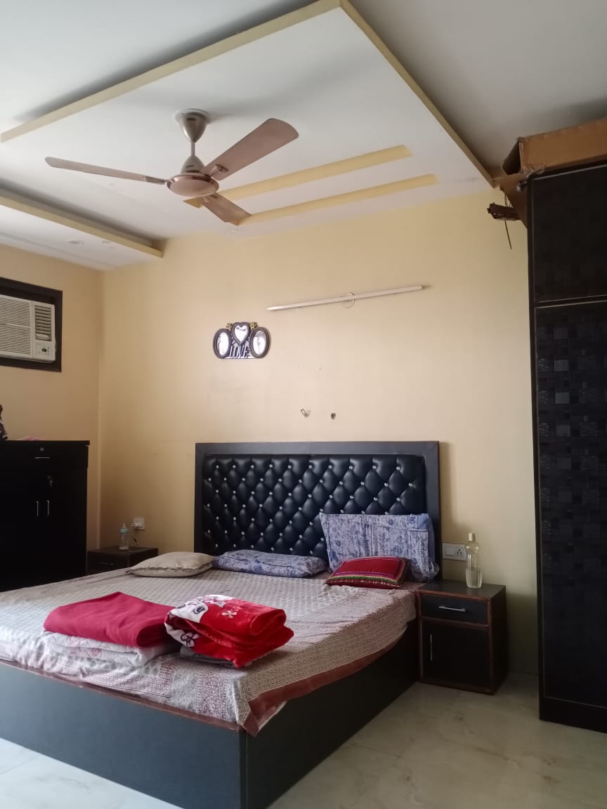 3 BHK + Extra Room Builder Floor For Sale in Sector 42