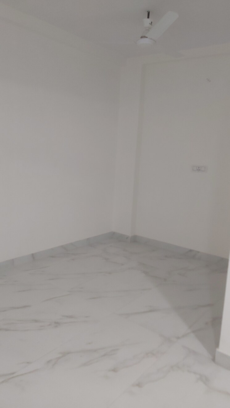 undefined, mayur vihar 3.5 Bedroom 950 Sq.Ft. Builder Floor In Mayur Vihar Delhi 7960682