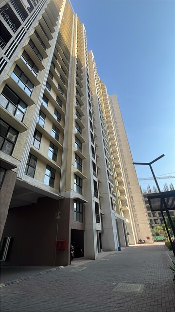 1.5 BHK Apartment For Rent in Runwal Gardens Phase I, Dombivli East
