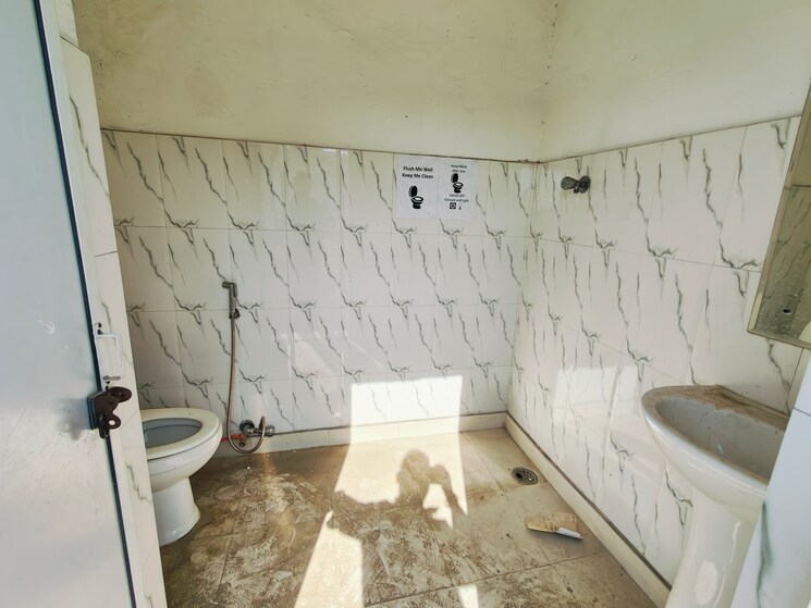 Floor Plan, chattarpur Commercial Warehouse 2200 Sq.Ft. In Chattarpur Delhi 7960699