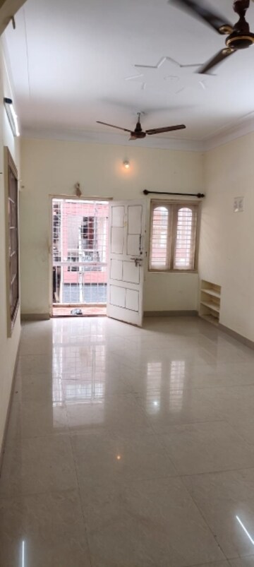 Master Plan in 2 BHK Builder Floor at Koramangala – for Rent