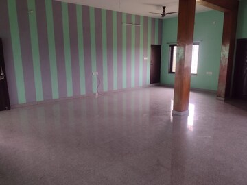 Room in 6 BHK Independent House at Saddu – for Sale