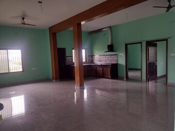 Room in 6 BHK Independent House at Saddu – for Sale