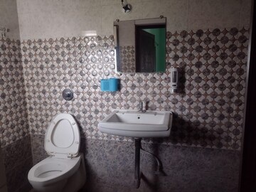Bathroom in 6 BHK Independent House at Saddu – for Sale