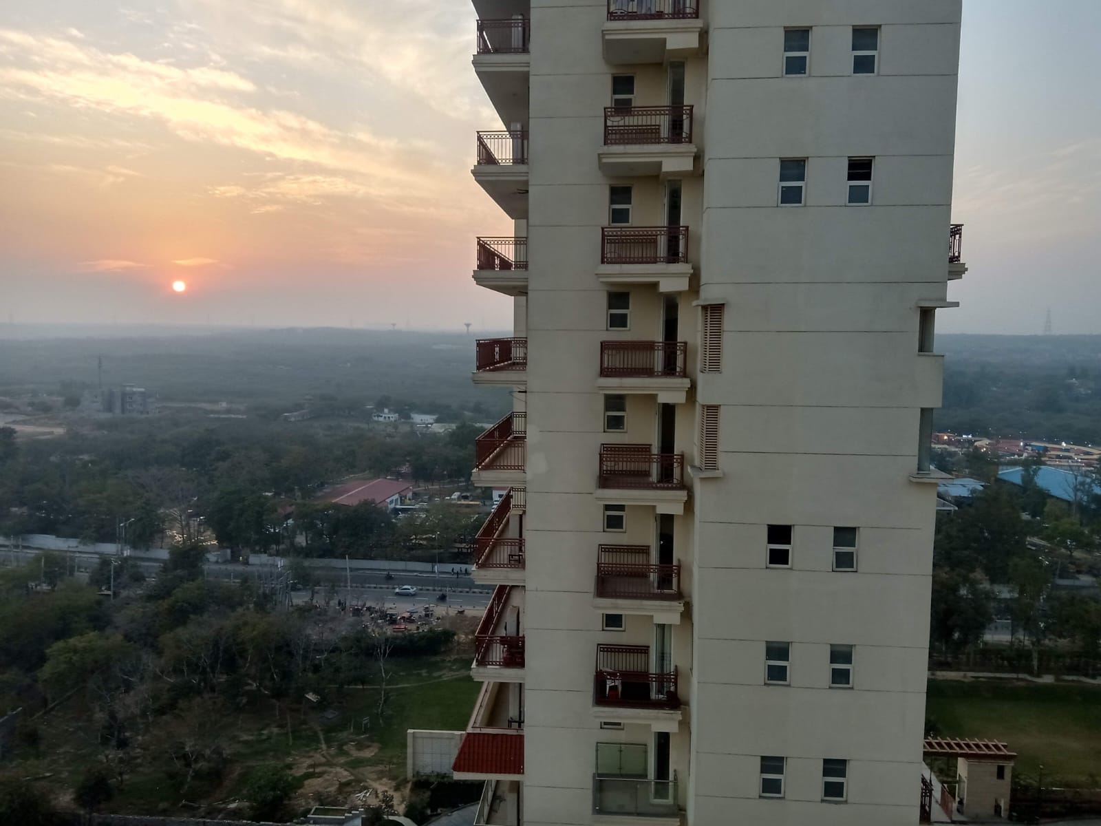 4 BHK + Servant Room Apartment For Sale in Krrish Shalimar Ibiza Town