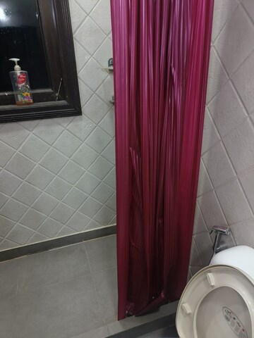 Bathroom in 3 BHK Builder Floor at Safdarjang Enclave – for Rent