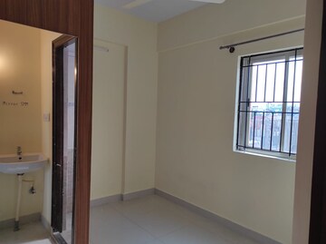 Room in 1 BHK Apartment at Mahadevpura – for Rent