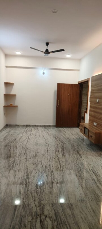 2 BHK Builder Floor For Rent in Koramangala
