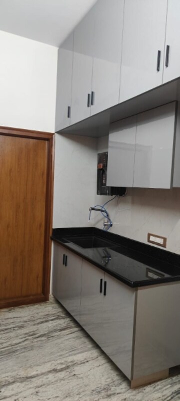 Master Bedroom in 2 BHK Builder Floor at Koramangala – for Rent