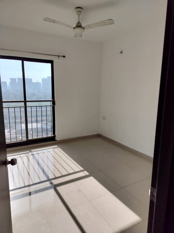 Room in 2 BHK Apartment at Shapoorji Pallonji Joyville Hinjewadi, Hinjewadi – for Rent