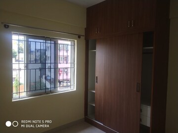 Room in 3 BHK Apartment at Mahadevpura – for Rent