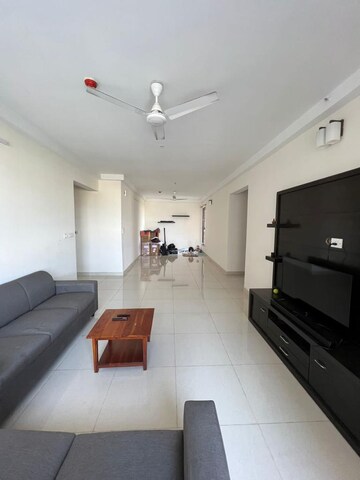 3 BHK Apartment For Rent in Pashmina Waterfront, Old Madras Road