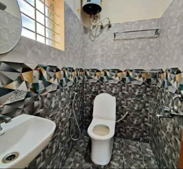 Bathroom in 2 BHK Apartment at New Thippasandra – for Rent