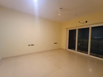 Room in 2 BHK Apartment at RNA Continental, Chembur – for Rent