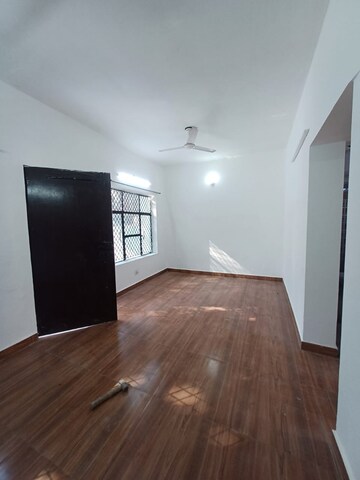 Bedroom in 1 BHK Independent House at Ansal Plaza Sector-23, Palam Vihar – for Rent