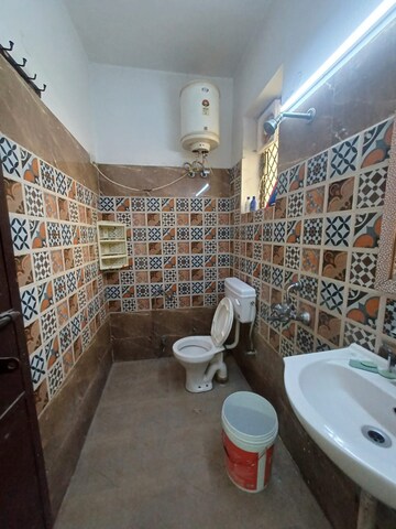 Living Room in 1 BHK Independent House at Ansal Plaza Sector-23, Palam Vihar – for Rent