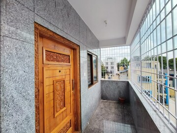 Bedroom in 2 BHK Apartment at Indiranagar – for Rent