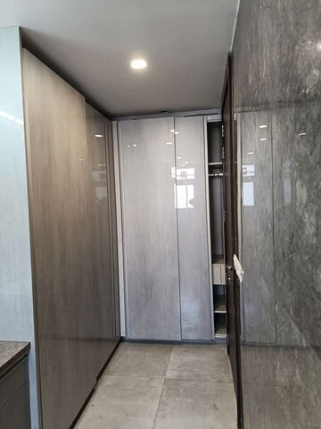 Building Lobby in 3 BHK Builder Floor at Unitech Palms, South City 1 – for Rent