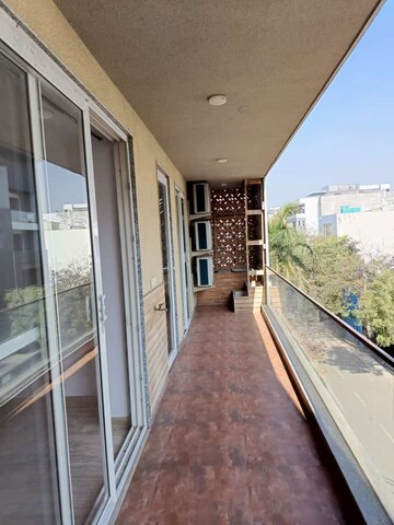 Balcony in 3 BHK Builder Floor at Unitech Palms, South City 1 – for Rent