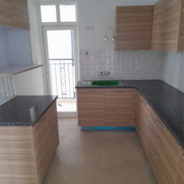 Room in 3 BHK Apartment at ATS Marigold, Sector 89b – for Rent