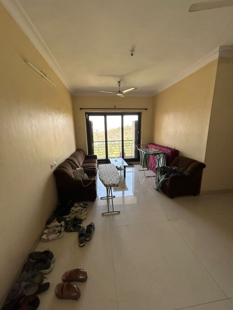 Living Room, k-raheja-heights 3 Bedroom 1925 Sq.Ft. Apartment In Malad East Mumbai 7961624