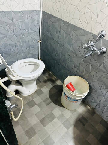 Attached Bathroom in 1 BHK Apartment at Shreegan CHS, Bhandup West – for Rent