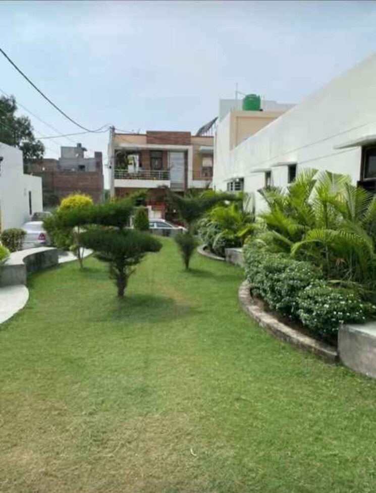 Garden, sri-sai-basera 2 Bedroom 1265 Sq.Ft. Independent House In Krishna Nagar Lucknow 7962041