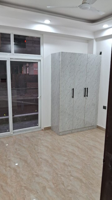 Master Bedroom in 2 BHK Apartment at Deep Homes Sector 73, Sector 73 – for Rent
