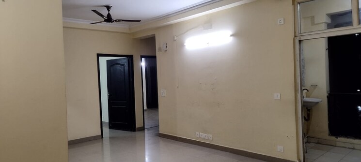 Room, srs-royal-hills 2 Bedroom 1150 Sq.Ft. Apartment In Sector 87 Faridabad 7962003