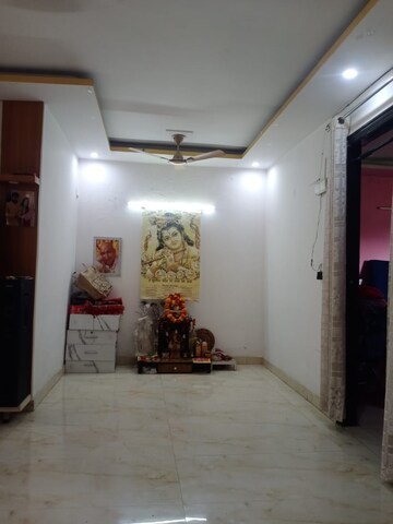 Living Room in 3 BHK Builder Floor at Sector 42 – for Sale