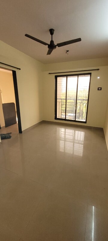 Room in 1 RK Apartment at Beauty Heights, Bhandup West – for Rent