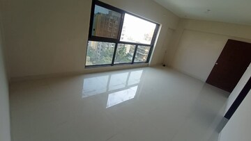 Living Room in 2.5 BHK Apartment at Chembur – for Rent