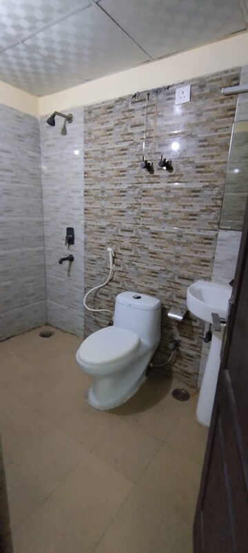 Bathroom in 2 BHK Apartment at Piyush Heights, Sector 89 – for Rent
