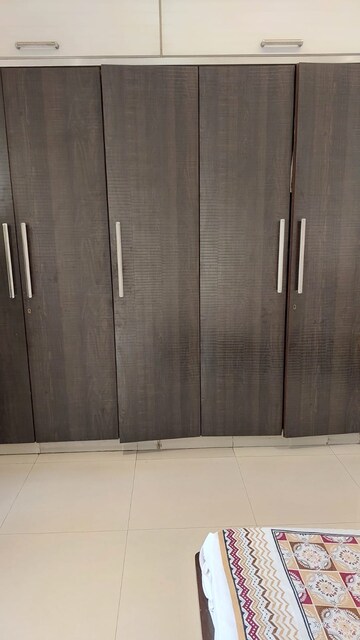 Bedroom in 3 BHK Apartment at Chembur – for Rent